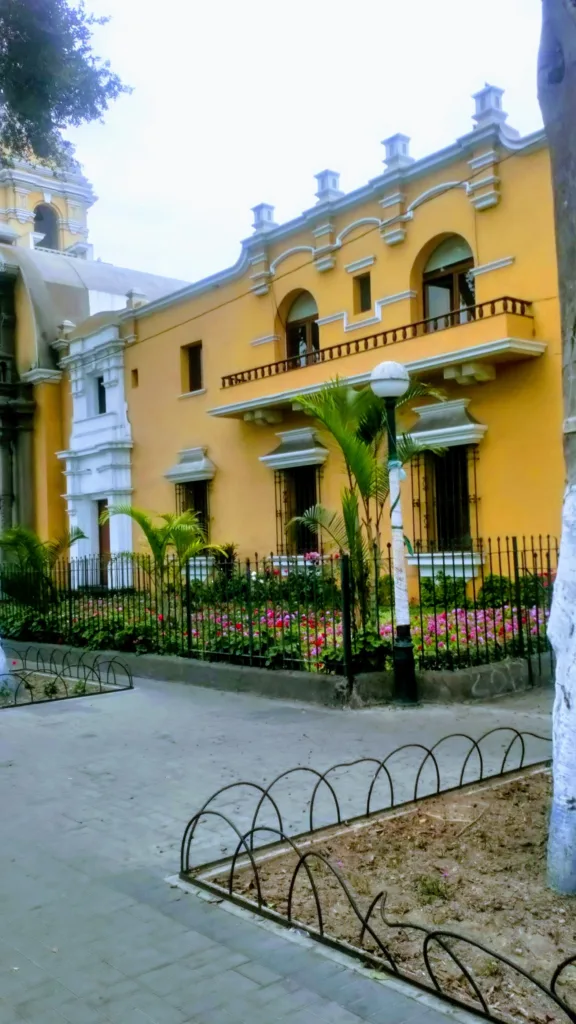 Barranco en 3 días: Arte, historia y gastronomia sin gastar de mas