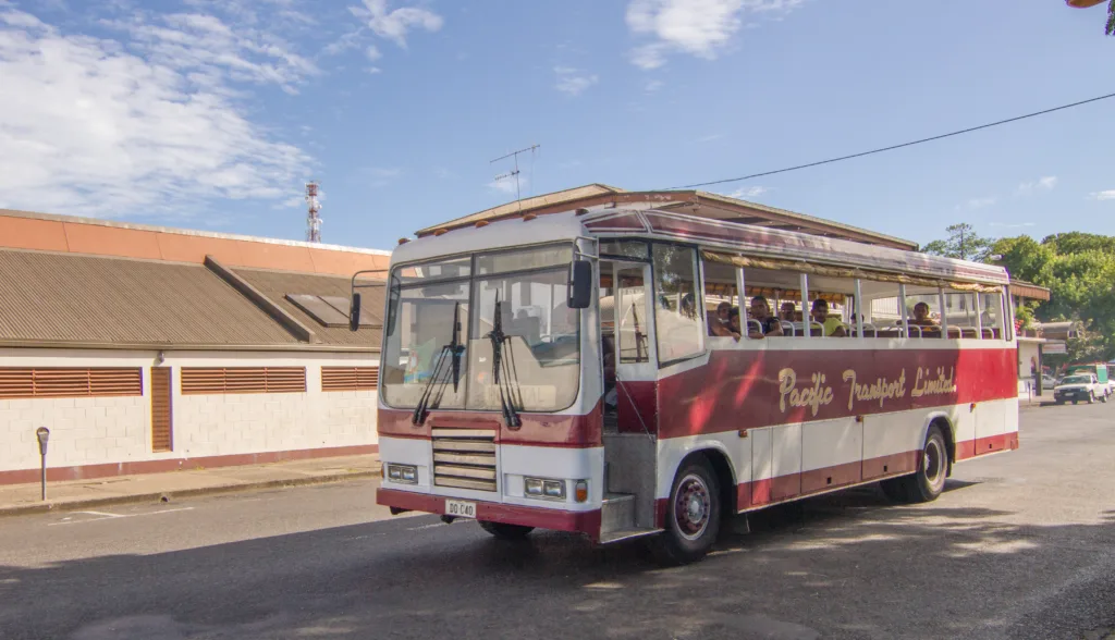 Lautoka: 3 días entre mercados, rod-dogs y coconuts