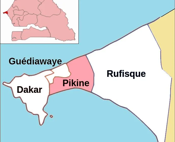 Pikine en medio día: playa, mercado y familia